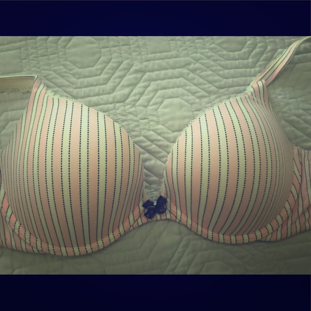 Body by Victoria push-up bra. 36C. Cute striped.